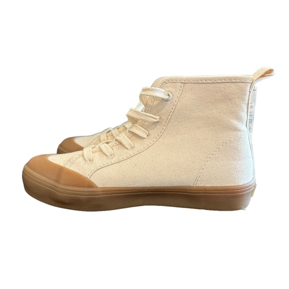 UpCycled Gecko Old Navy Canvas Kids Sneakers: Size 1 - Picture 10 of 11